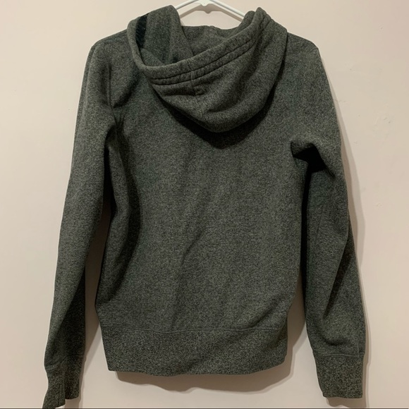 Roots Sweater in Grey | Size Medium - Picture 2 of 9